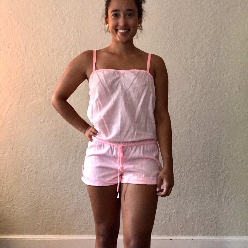 ❄️ VS PINK Beach Cover Up Romper